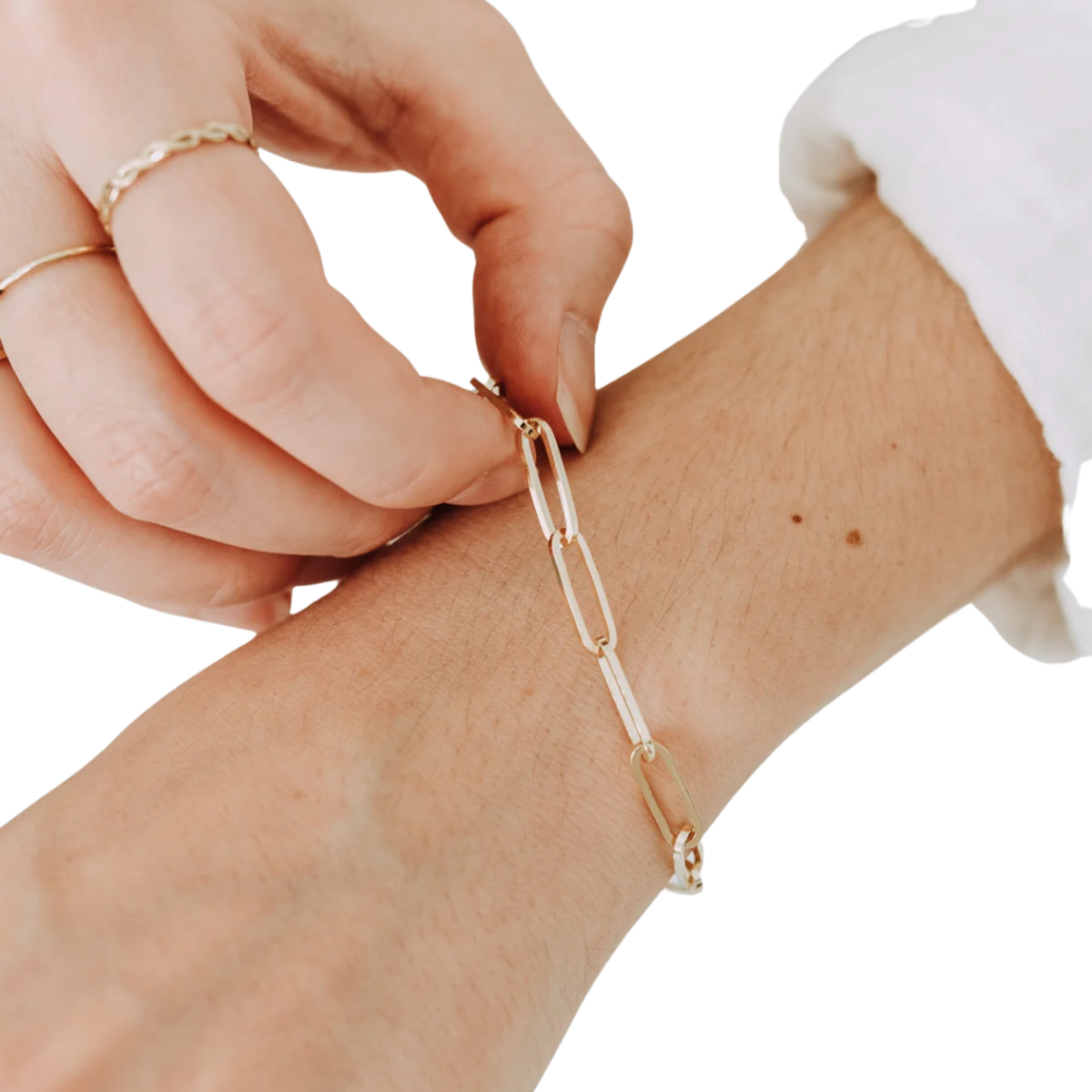 SR Gold Chunky Paperclip Bracelet