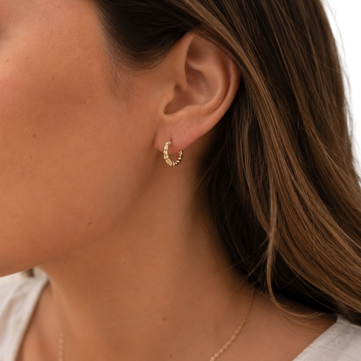Beth Hoop Earrings