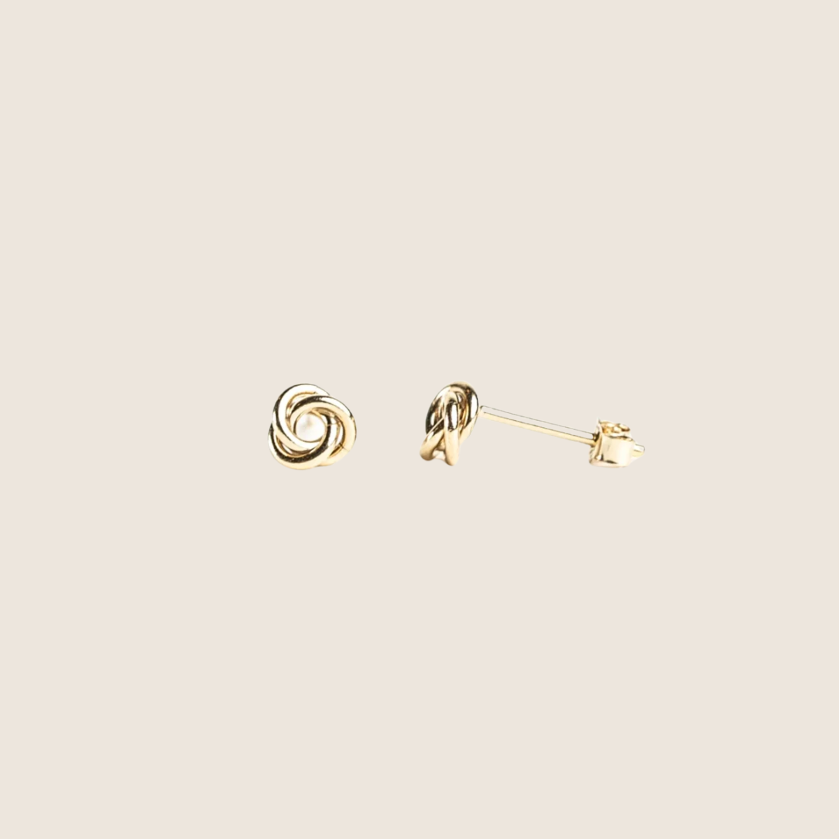 Cinnamon Stud Earrings