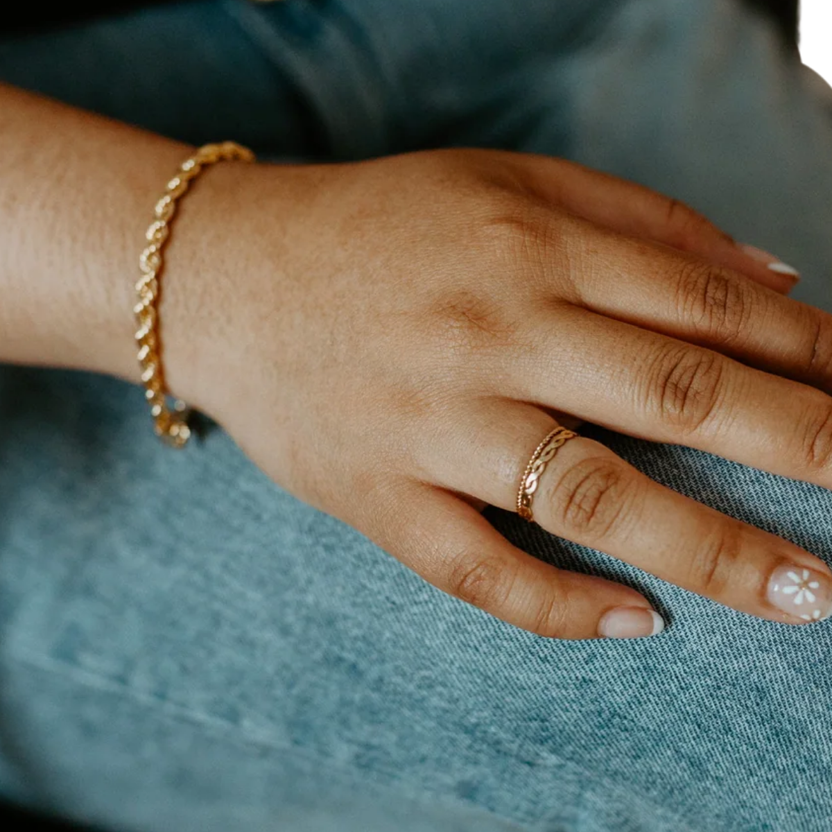Twist Ring