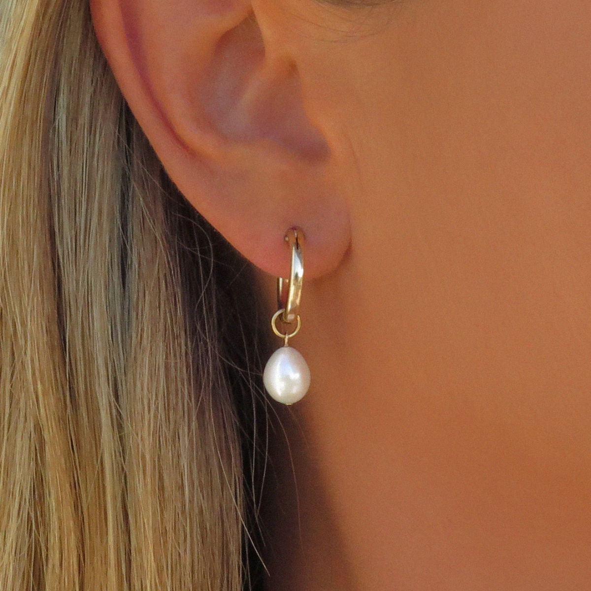 Aurora Pearl Earrings
