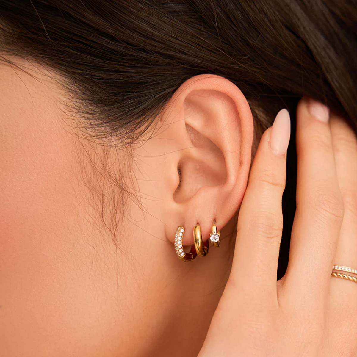 Ari Earrings