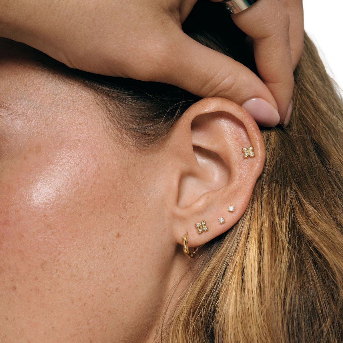 Siona Stud Earrings
