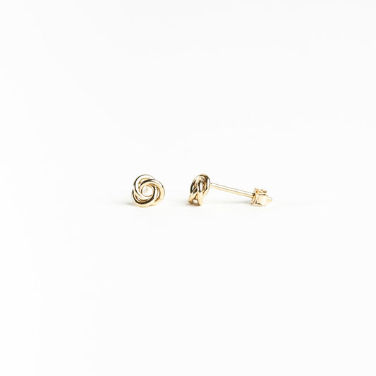 Cinnamon Stud Earrings
