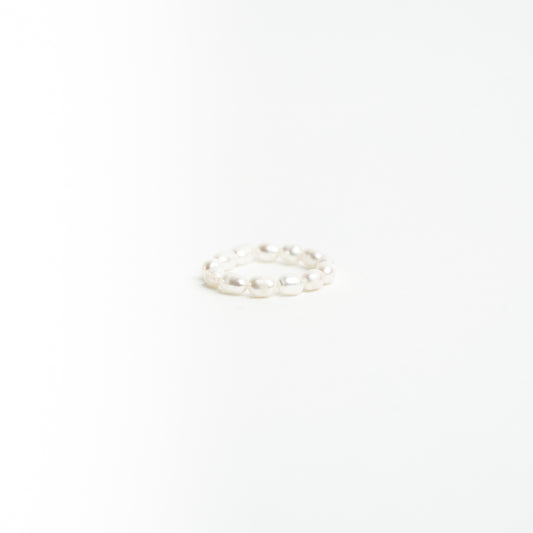 Stretchy Pearl Ring