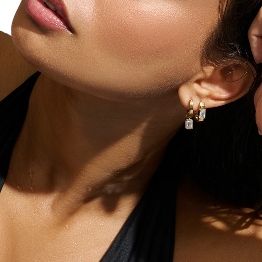 Yseult Huggie Earrings